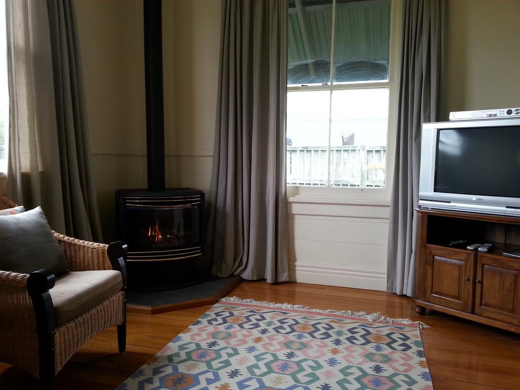 The Vicarage Martinborough Villa Cameră foto
