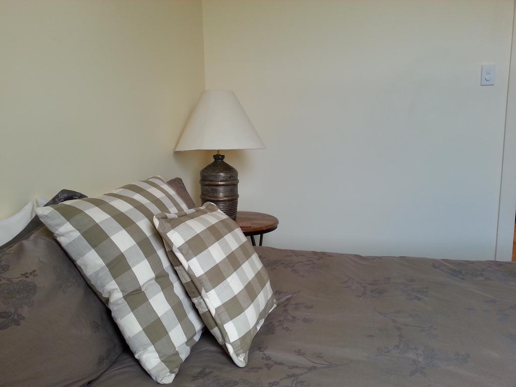 The Vicarage Martinborough Villa Cameră foto