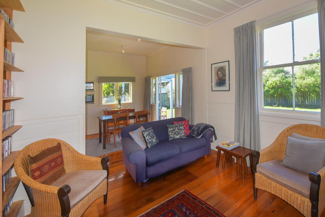 The Vicarage Martinborough Villa Exterior foto