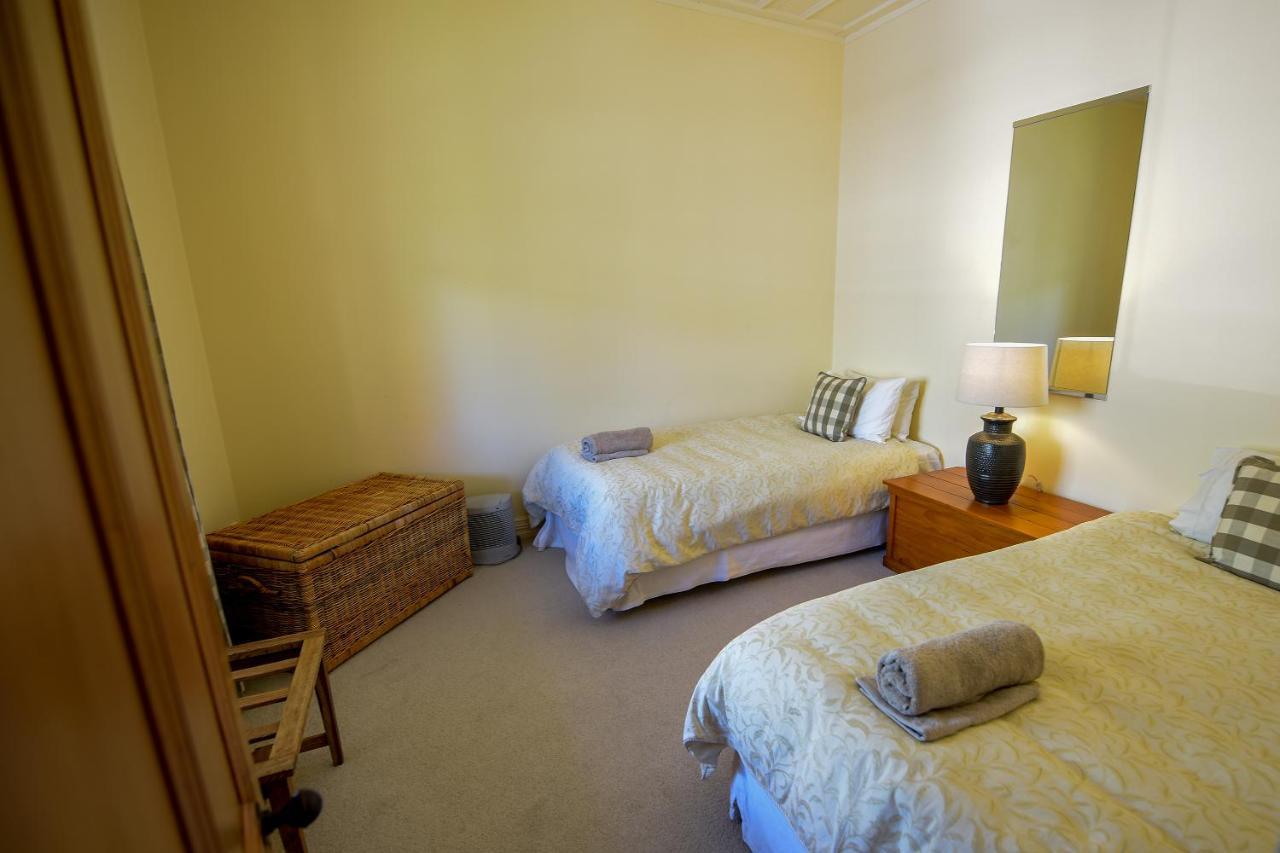 The Vicarage Martinborough Villa Exterior foto